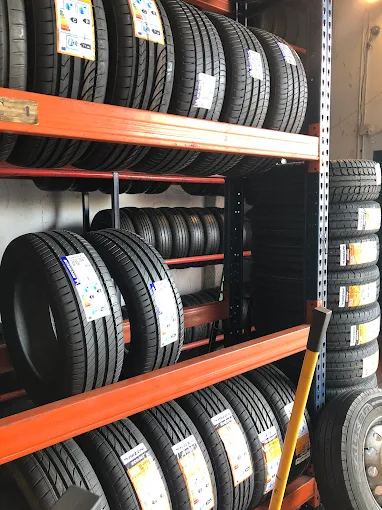 Stock de neumáticos